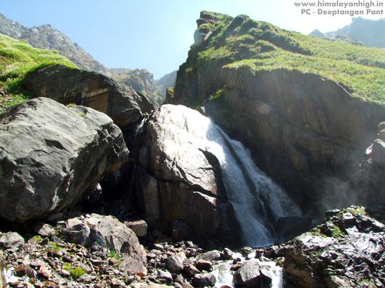9 waterfall between kachni and pandavsera
