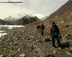 stok-kangri-base-camp-trek_stok-kangri-base-camp-trek-heading-back-to-stok-village-from-monkormo.jpg