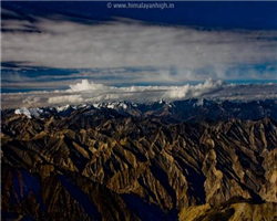 stok-kangri-base-camp-trek_stok-kangri-base-camp-trek-markha-valley-seen-from-stok-kangri-summit.jpg