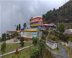 sandakphu-phalut-trek_sandakphu-phalut-trek-monastery-trek.jpg