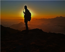 sandakphu-phalut-trek_sandakphu-phalut-trek-sandakphu-sunset-silhoute.jpg