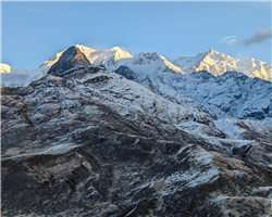 goecha-la-trek_goecha-la-trek-view-from-dzongrila.jpg