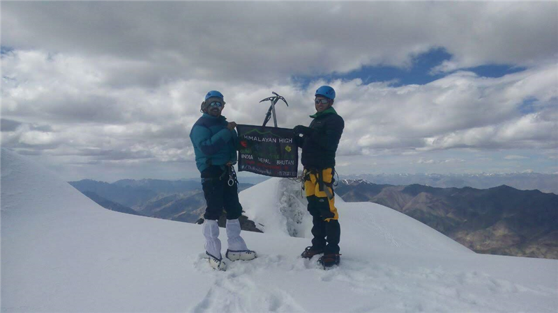  Himalayan High's Successful Summit Of Kang Yatse 1 