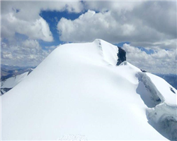 kang-yatse-1-climbing-expedition_kang-yatse-1-climbing-expedition-kang-yatse-1-summit-dome.jpg